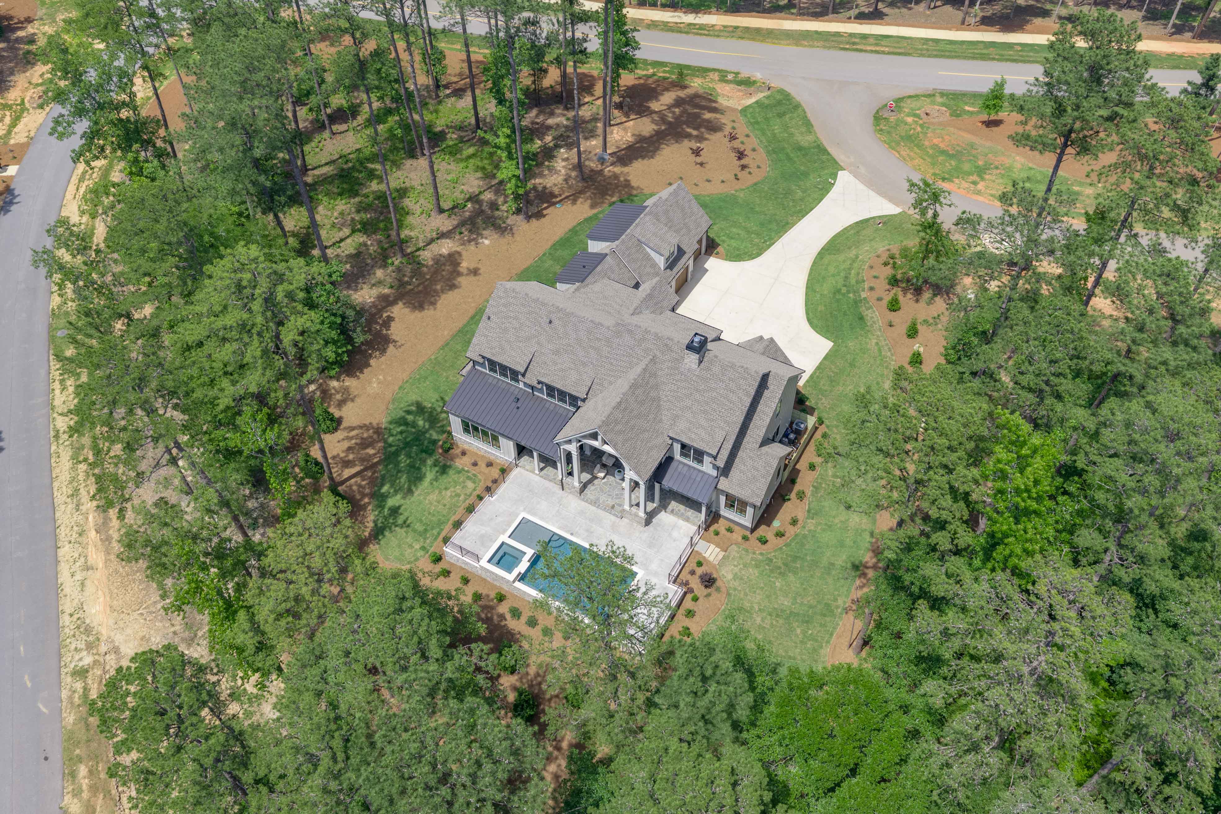 1019 Hilltop Loop image 52